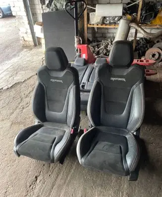 Ford Ranger Seat set