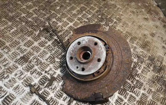 Mercedes-Benz ML W163 Rear wheel hub A1633500108 1633500108