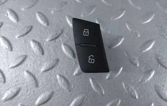 Central locking switch button