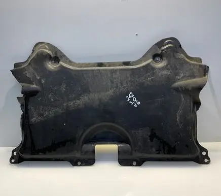 Mercedes-Benz E W212 Engine splash shield/under tray A2045203223 2045203223