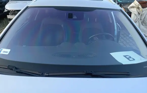 Ford Mondeo MK IV Front windscreen/windshield window 
