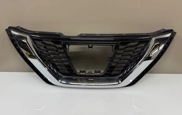 Nissan Qashqai Front bumper upper radiator grill 62310HV00A