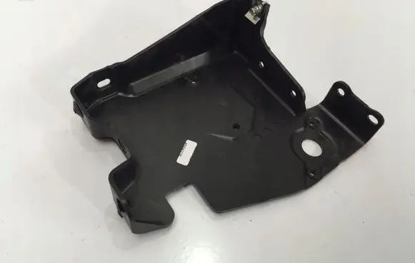 Land Rover Range Rover Sport L494 Other engine bay part HY3210D901B