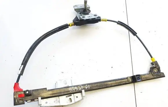 Volkswagen PASSAT B4 Sliding door window regulator with motor 357839592a