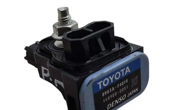 Toyota C-HR I Airbag deployment crash/impact sensor 8983AF4010 4689000051