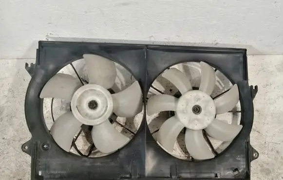 Toyota Corolla Verso AR10 Fan set 163600G080 163630G050