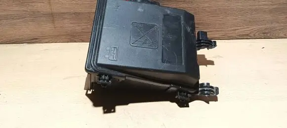 Citroen Berlingo Fuse box set 9804681980 9678633380
