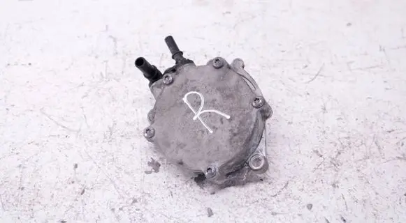 Peugeot 308 Vacuum pump 9812535980