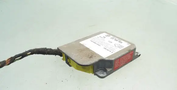 Skoda Octavia Mk1 (1U) Airbag control unit/module 1C0909605