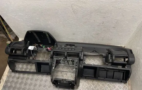 Land Rover Freelander Dashboard AWR4262