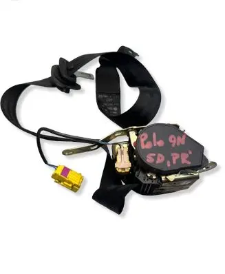 Volkswagen Polo IV 9N3 Front seatbelt 04167056 6Q4857706E 047056