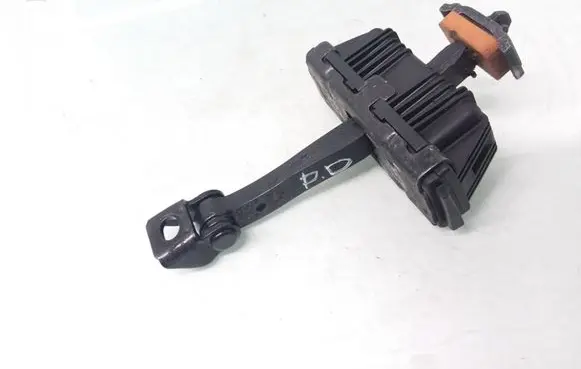 BMW 3 E90 E91 Front door check strap stopper 7176807