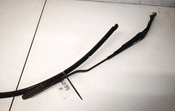 Fiat Punto (188) Front wiper blade arm 51701422