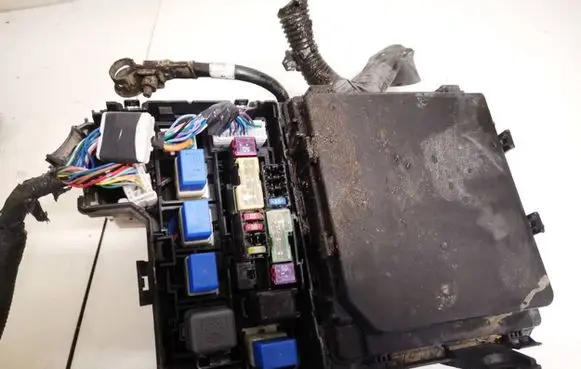 Nissan X-Trail T31 Fuse box set