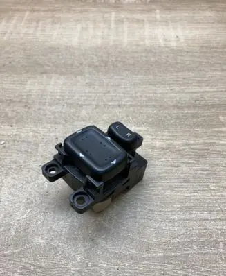 Mazda 6 Wing mirror switch 183608