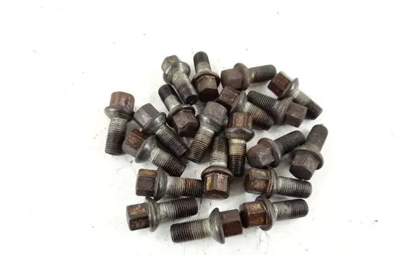 Mercedes-Benz GLK (X204) Nuts/bolts 0009908307 0009901707