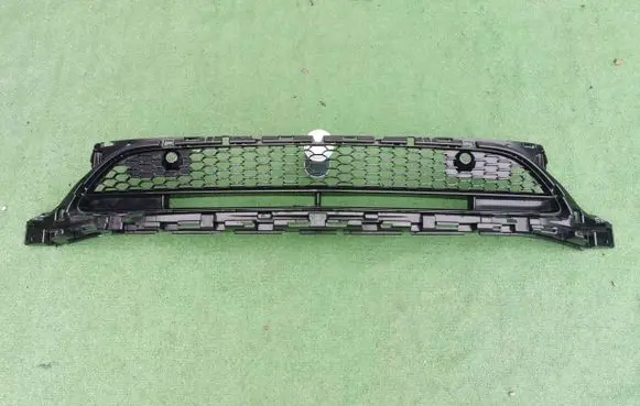 Mercedes-Benz S W223 Front bumper lower grill