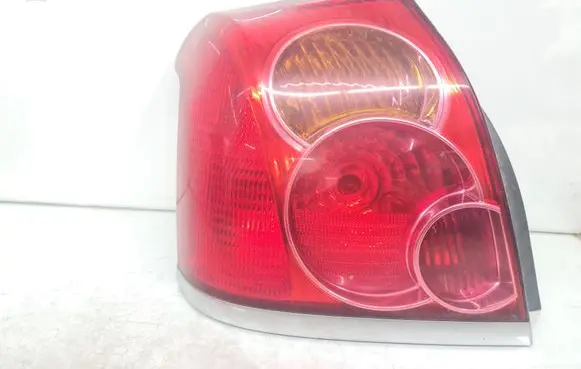 Toyota Avensis T250 Rear/tail lights 89028786