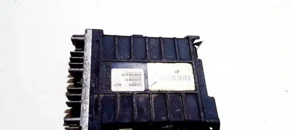 Volkswagen PASSAT B3 Engine control unit/module 0261200261 443907311b
