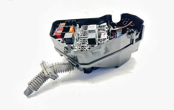 Porsche Cayenne (92A) Fuse module 7L0937503