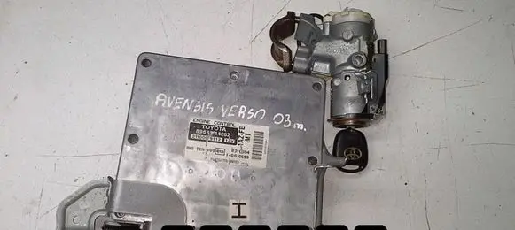 Toyota Avensis Verso Engine control unit/module 8966144262