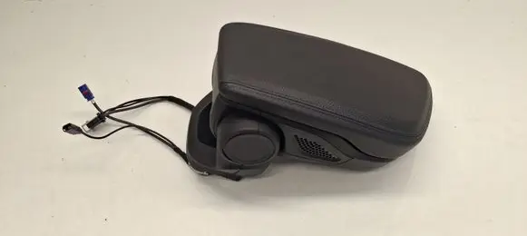BMW X1 F48 F49 Armrest 76043101 1589307 28287481