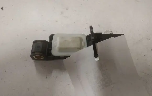Volkswagen Touareg I Airbag deployment crash/impact sensor 4B0959643E