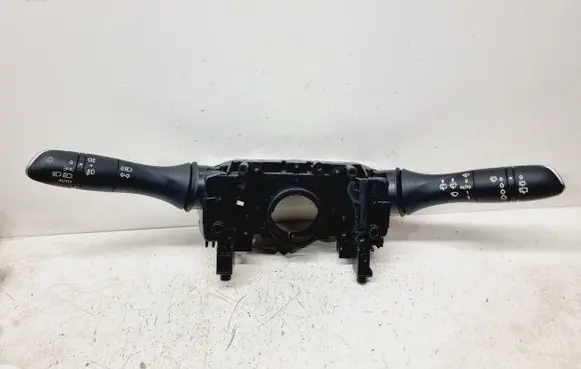Renault Kadjar Indicator stalk 255678341R