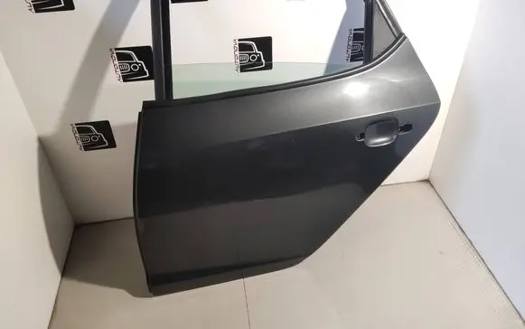 Seat Ibiza IV (6J,6P) Rear door 6J4833311 LW7Z