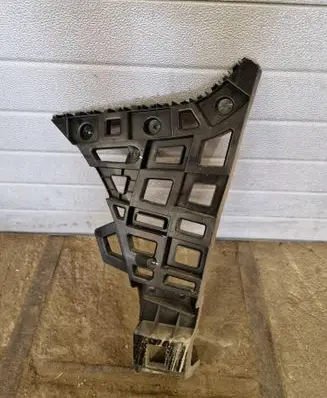 MG ZS Rear bumper mounting bracket 