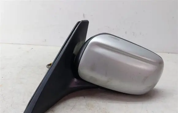 Mazda 323 Front door electric wing mirror