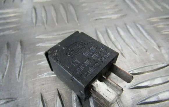 Volvo V70 Other relay 4rd00781400 4rd007814-00