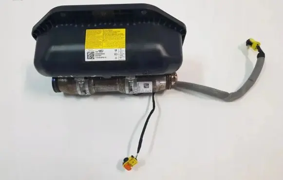 Opel Astra J Passenger airbag