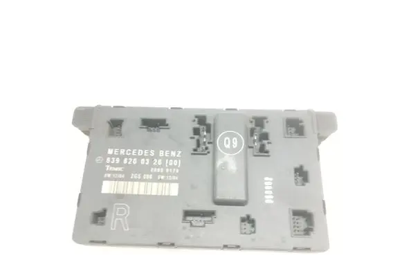 Mercedes-Benz Vito Viano W639 Door control unit/module 6398200326 00006170