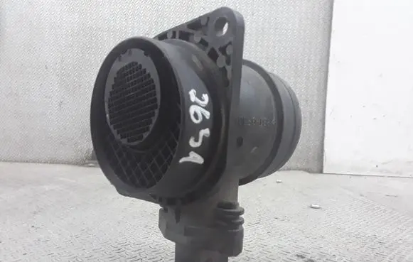 Volkswagen Fox Mass air flow meter 0281002531