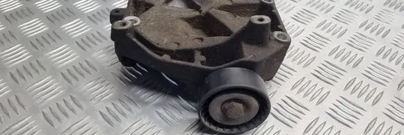 Opel Vectra C Generator/alternator bracket 55187675