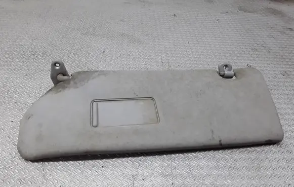 Mitsubishi Pajero Sport I Sun visor