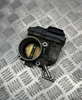 Toyota Avensis T250 Throttle valve 220300D010 00968