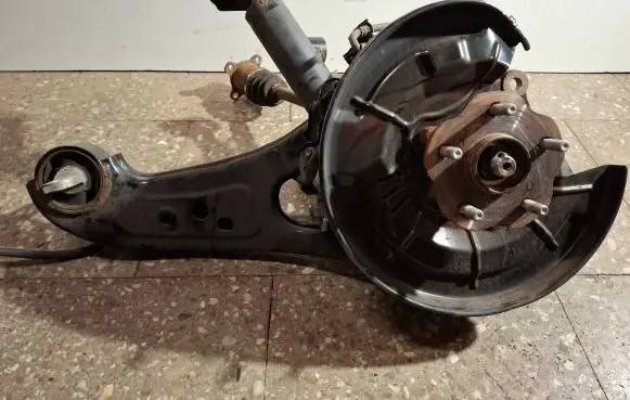 Lexus RX 450H Rear wheel hub spindle/knuckle R71L 4234048140