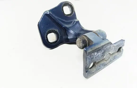 BMW 7 E65 E66 Front door lower hinge 