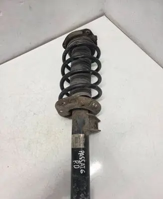 Volkswagen PASSAT B6 Front shock absorber/damper 3C0413031N VW461ZFV169 824904001778