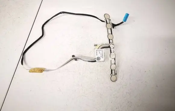Volkswagen Golf V Seat heating element 1k0963553