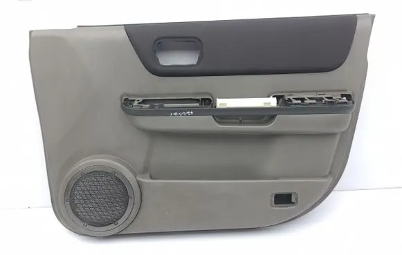 Nissan X-Trail T30 Front door card panel trim