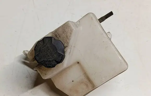 Hyundai i30 Coolant expansion tank/reservoir 25430A5800T9 25430A5800