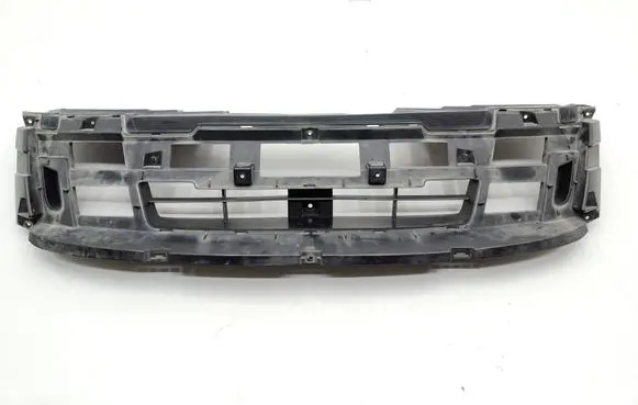 Isuzu D-Max Front bumper upper radiator grill 