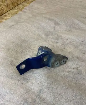 Volkswagen Fox Fender mounting bracket 5z0821141