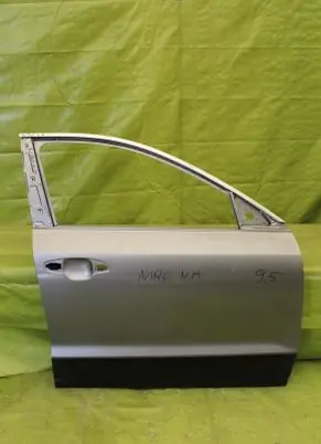 KIA Niro Front door 000259