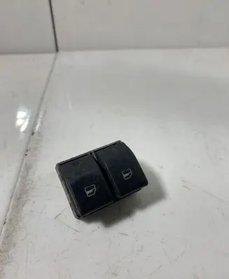 Volkswagen Polo III 6N 6N2 6NF Electric window control switch 04685727AB