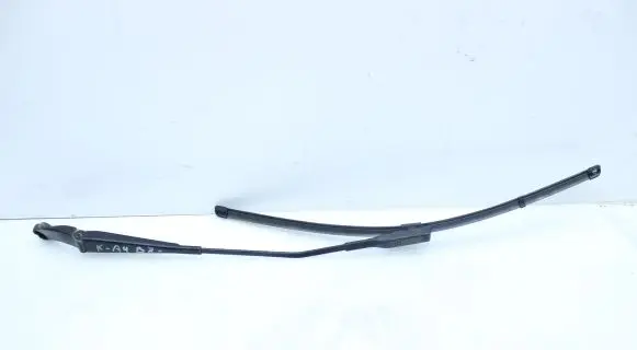 Audi A4 S4 B8 8K Front wiper blade arm