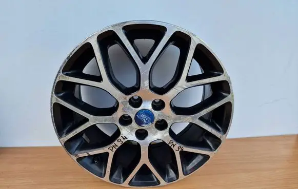 Ford Focus R18 alloy rim CM5J-HB